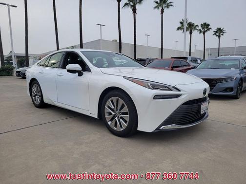 2024 Toyota Mirai Base