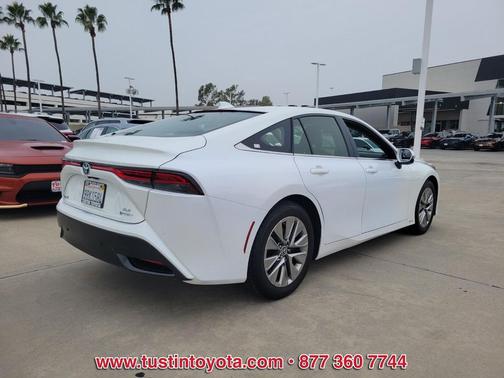 2024 Toyota Mirai Base