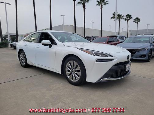 2024 Toyota Mirai Base