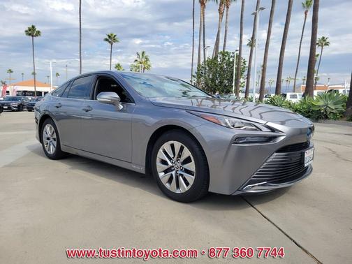 2021 Toyota Mirai Base