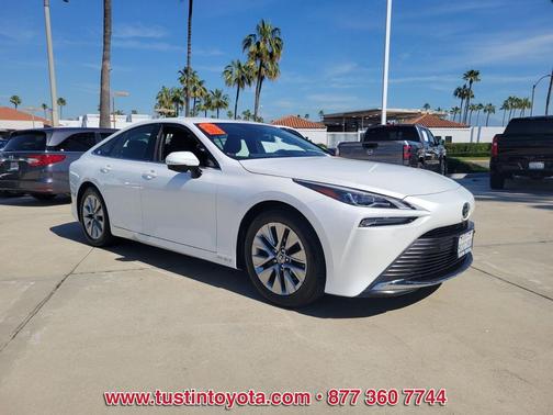 2023 Toyota Mirai Base