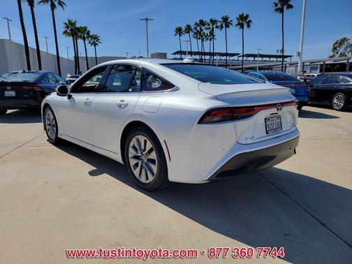 2023 Toyota Mirai Base