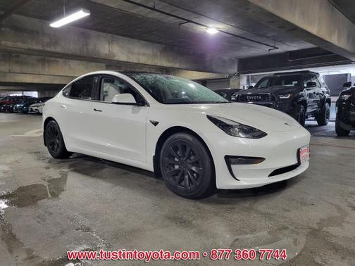 2022 Tesla Model 3 Long Range