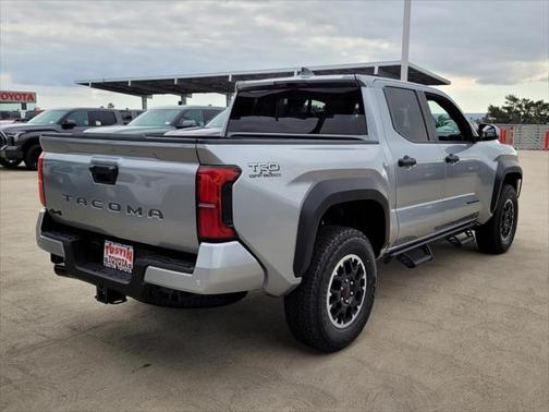 2025 Toyota Tacoma TRD Off-Road