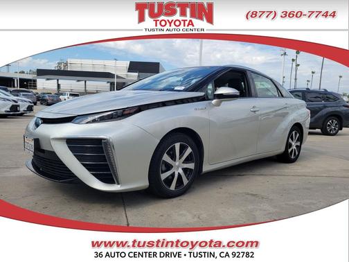 2017 Toyota Mirai Base