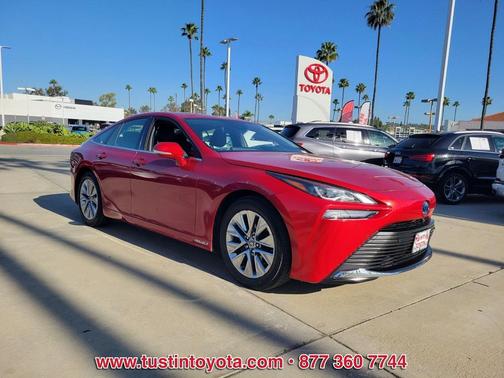 2021 Toyota Mirai Base
