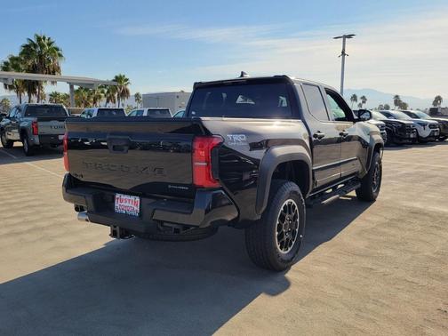 2025 Toyota Tacoma TRD Off Road