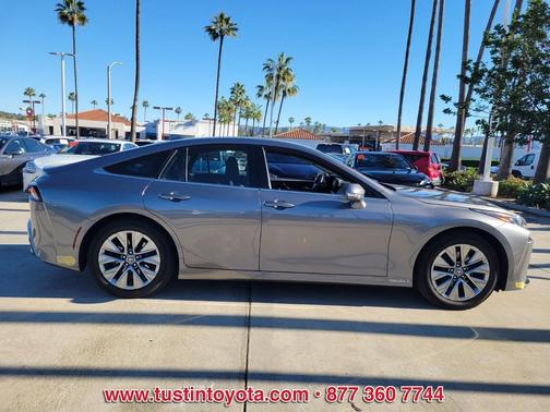 2022 Toyota Mirai Base