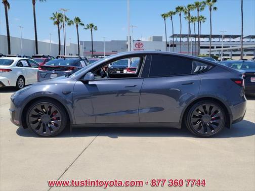 2022 Tesla Model Y Performance Dual Motor All-Wheel Drive