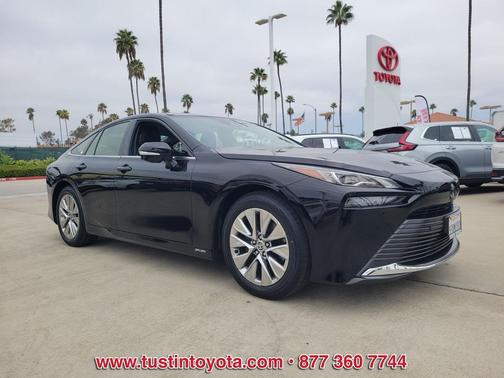 2024 Toyota Mirai Base
