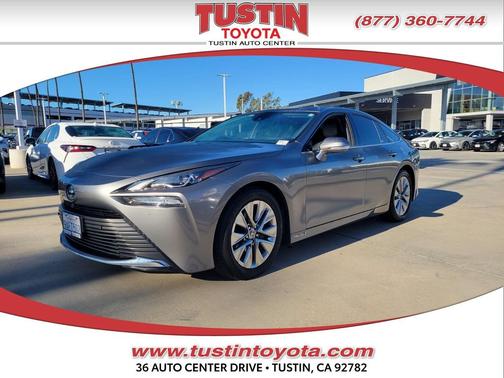 2022 Toyota Mirai Base
