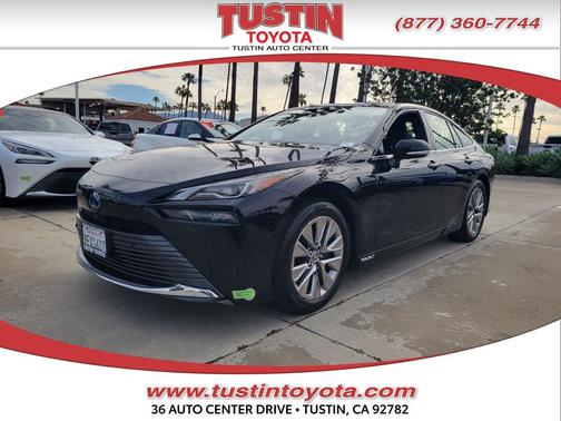 2022 Toyota Mirai Base