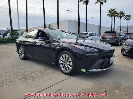 2022 Toyota Mirai Base