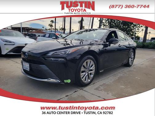 2022 Toyota Mirai Base