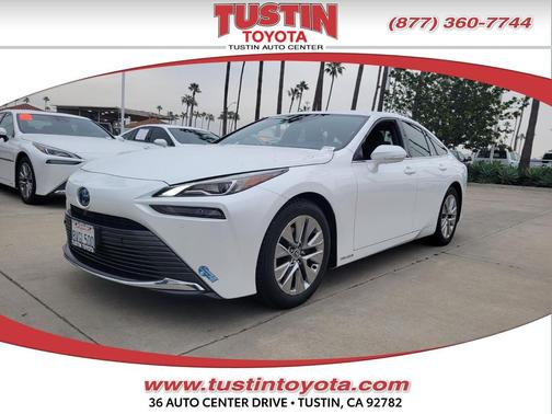 2021 Toyota Mirai Base