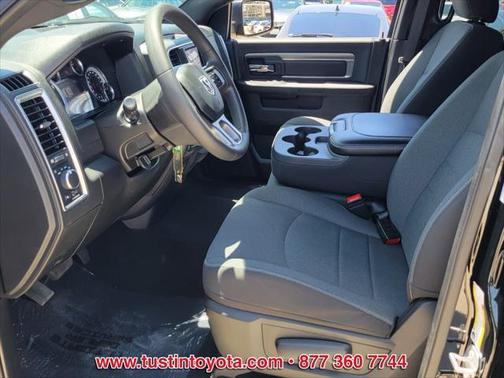 2022 RAM 1500 Classic Warlock Quad Cab 4x2 6'4' Box