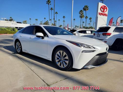 2023 Toyota Mirai Base