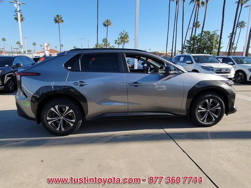 2023 Toyota bZ4X XLE