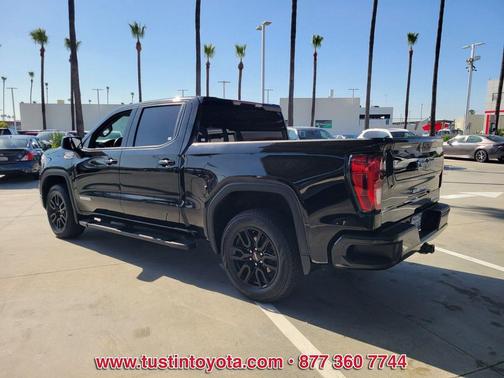Onyx Black 2022 GMC Sierra 1500 Elevation
