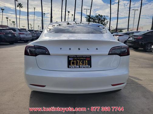 2021 Tesla Model 3 Standard Range Plus