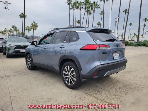 2024 Toyota Corolla Cross XLE