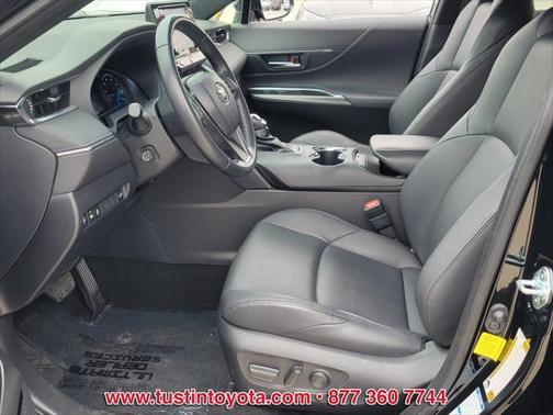 2022 Toyota Venza XLE