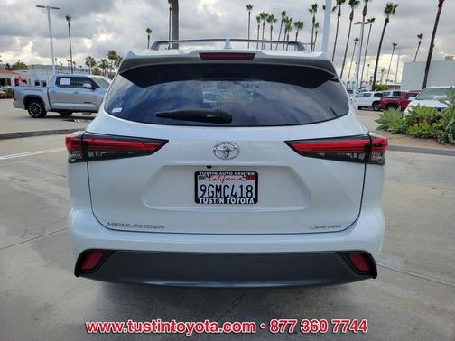 Wind Chill Pearl 2023 Toyota Highlander Limited