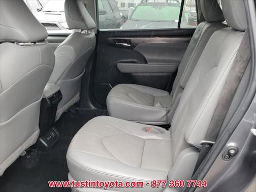 2022 Toyota Highlander Limited