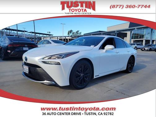 2022 Toyota Mirai Base