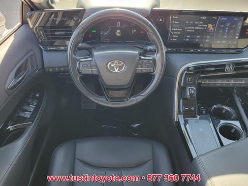 2021 Toyota Mirai Base