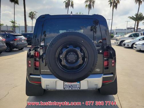 2023 Land Rover Defender 110 Standard