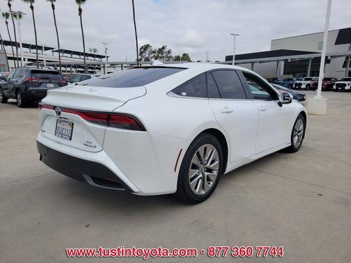 Oxygen White 2023 Toyota Mirai Base