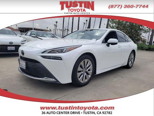 Oxygen White 2023 Toyota Mirai Base