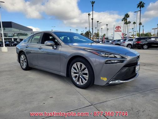 2022 Toyota Mirai Base