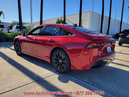 2022 Toyota Mirai Base
