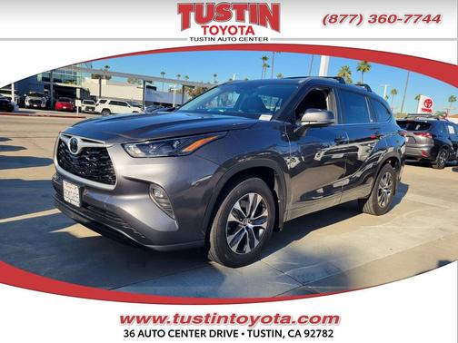 2023 Toyota Highlander XLE