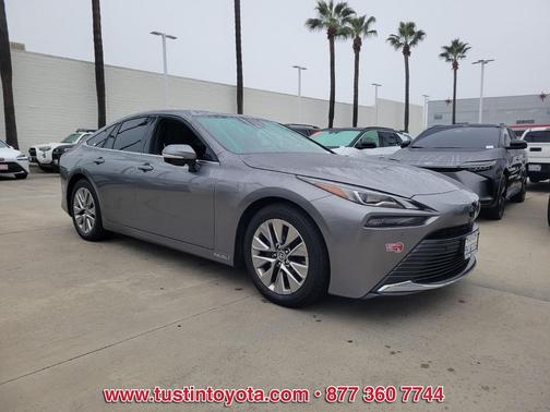 2023 Toyota Mirai Base