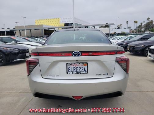 2019 Toyota Mirai Base