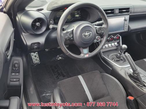 2024 Toyota GR86 Premium