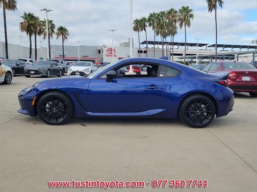 2024 Toyota GR86 Premium