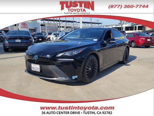 2021 Toyota Mirai Base