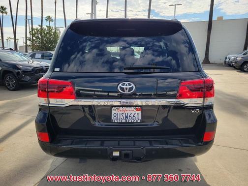 2021 Toyota Land Cruiser Base