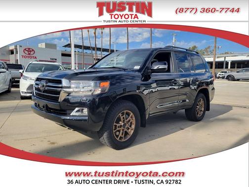 2021 Toyota Land Cruiser Base