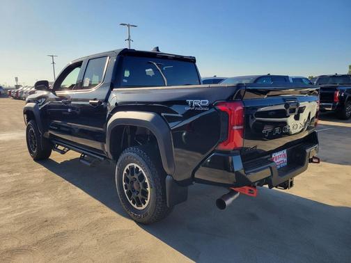 2025 Toyota Tacoma TRD Off-Road