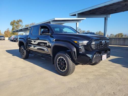 2025 Toyota Tacoma TRD Off-Road