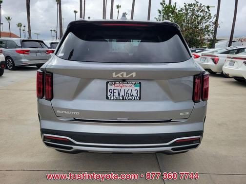 Steel Gray 2023 Kia Sorento Hybrid SX Prestige