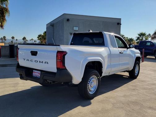 2025 Toyota Tacoma SR