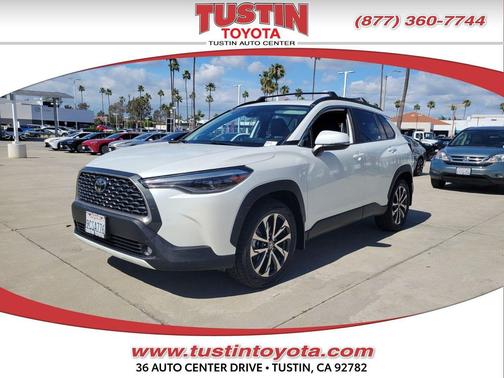 Wind Chill Pearl 2022 Toyota Corolla Cross XLE