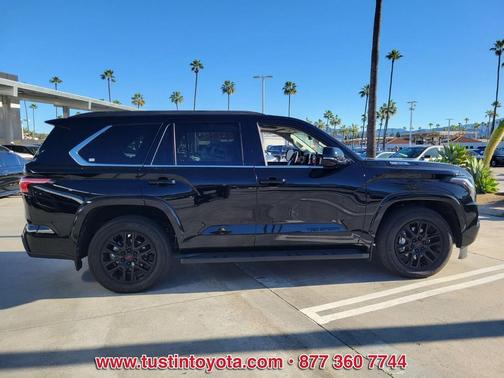 2024 Toyota Sequoia SR5