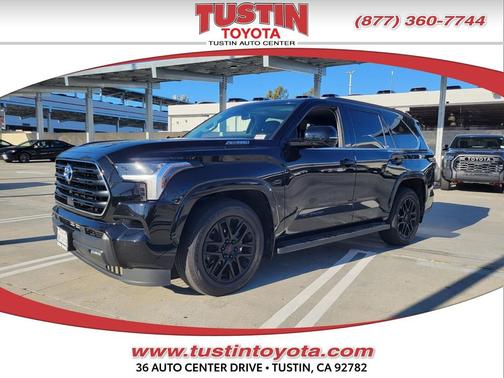 2024 Toyota Sequoia SR5